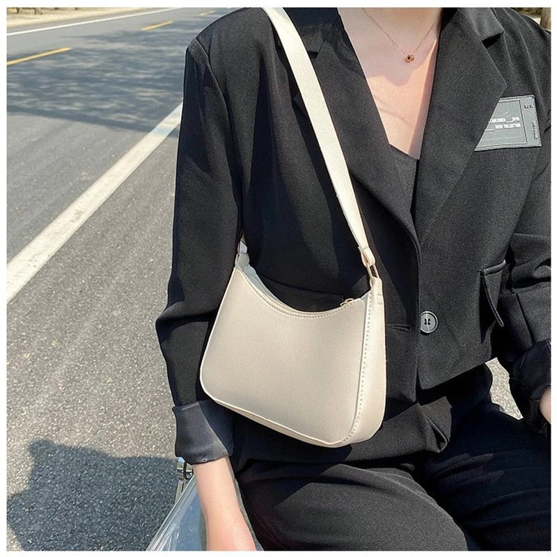 Bolsa Feminina Retrô De Couro