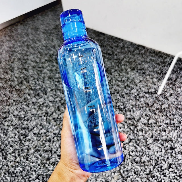 Garrafa de Água Transparente